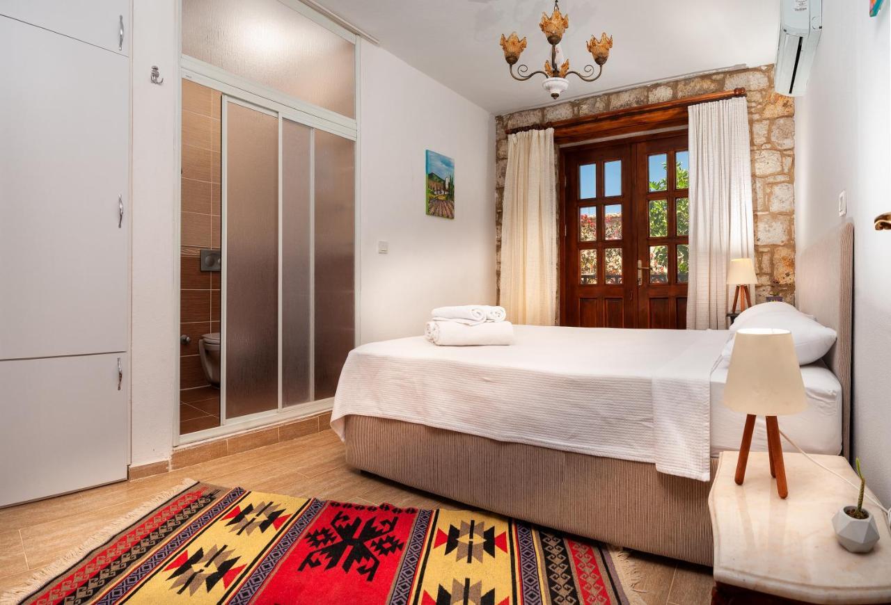 Flores Hotel Alacati Exterior photo