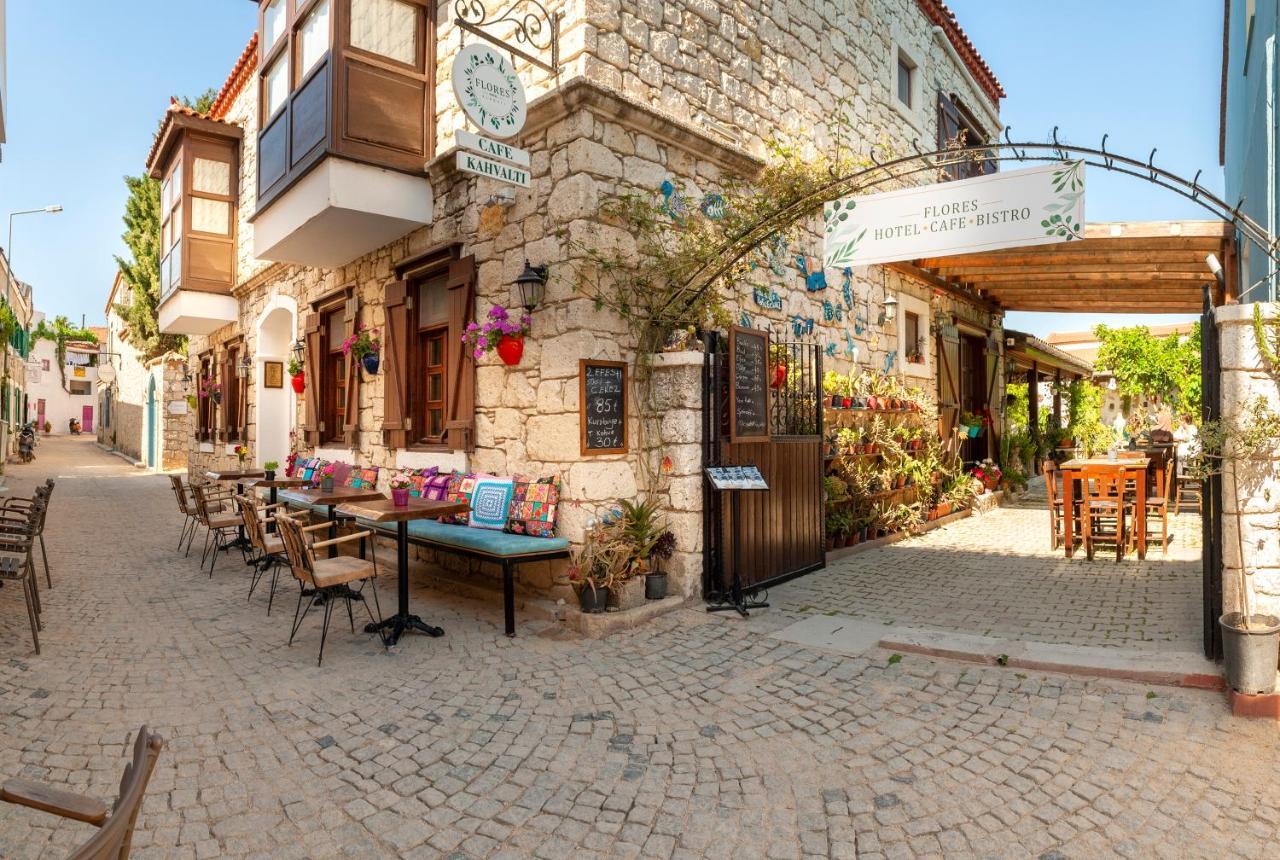 Flores Hotel Alacati Exterior photo